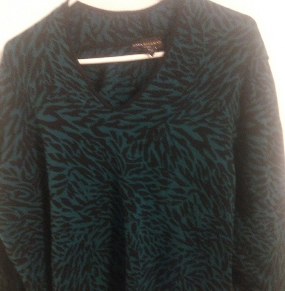 Dana Buchman Sweaters - ➕Dana buchman zebra striped sweater